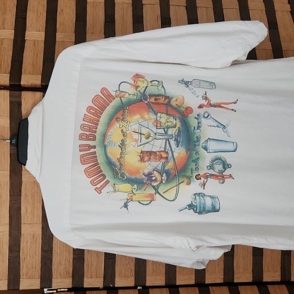 Tommy Bahama printed button down - Picture 1 of 4